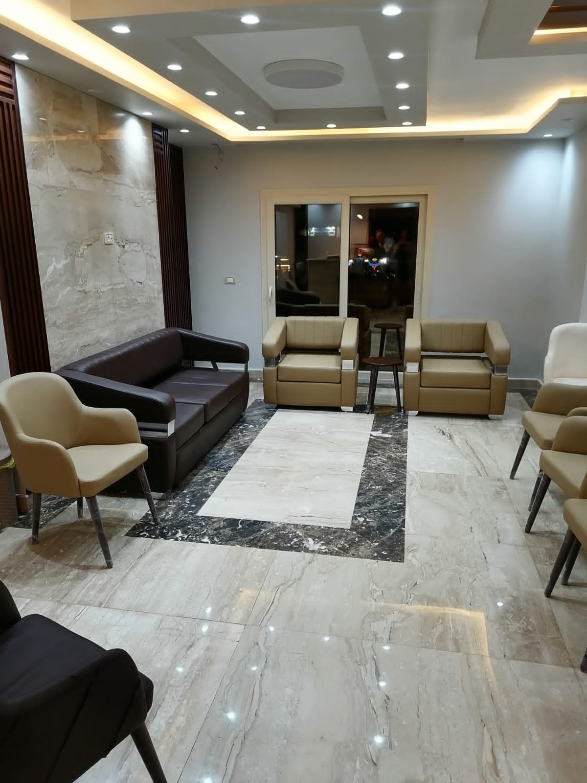 استقبال العيادة